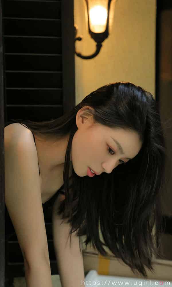 Ugirls尤果网 爱尤物专辑 VOL.2034 言沫 古堡少女[35P／37.5MB]_第1集