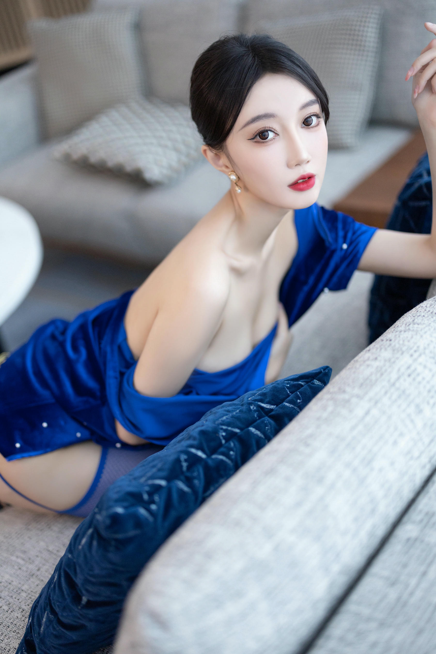 玥儿玥er 蓝色短裙 [91P／744MB]_第3集