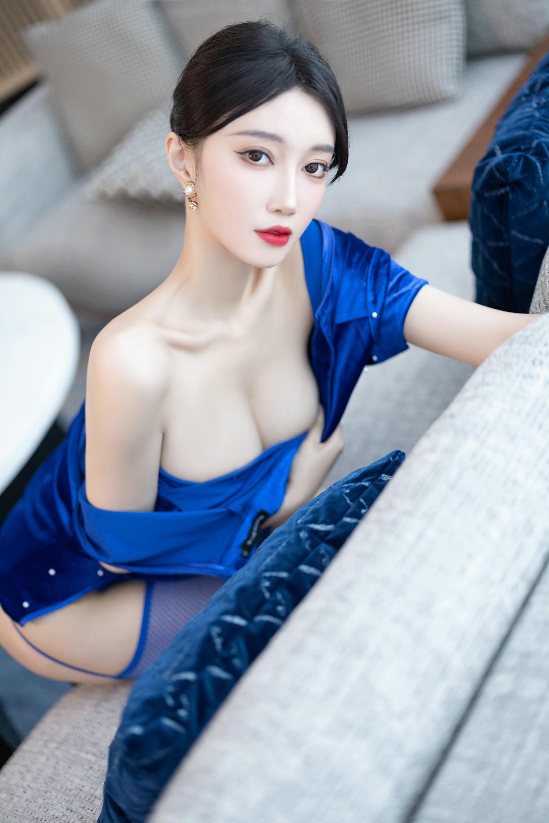 玥儿玥er 蓝色短裙 [91P／744MB]_第3集