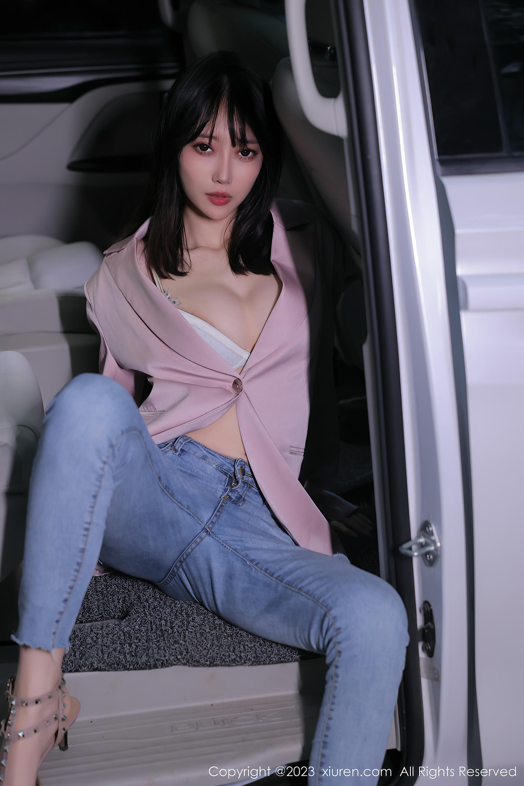 XIUREN秀人网 2023.03.03 NO.6355 玥儿玥er 万宁旅拍 [55+1P501M]_第1集