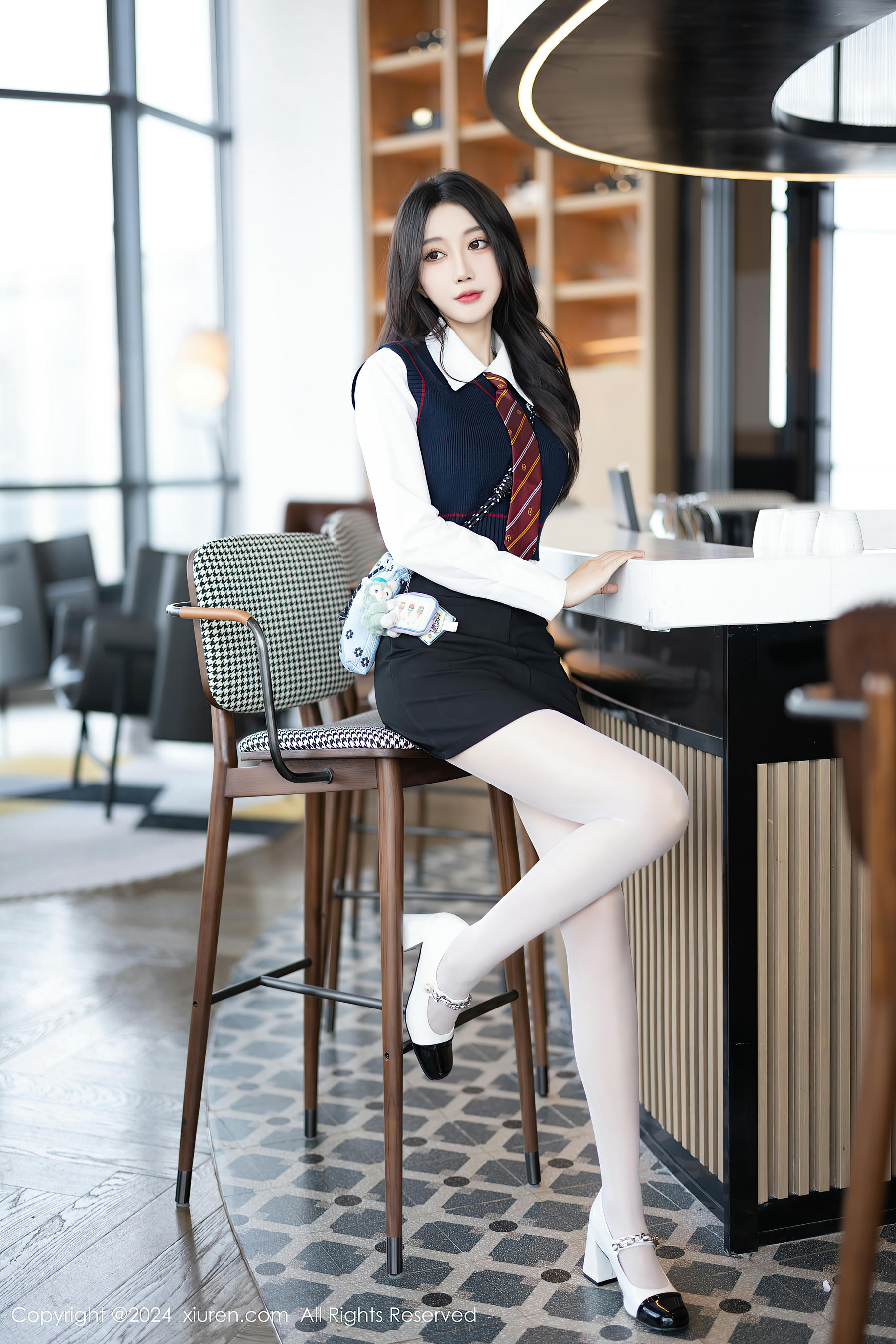 XIUREN秀人网 2024.03.18 NO.8247 玥儿玥[82+1P／633MB]_第1集