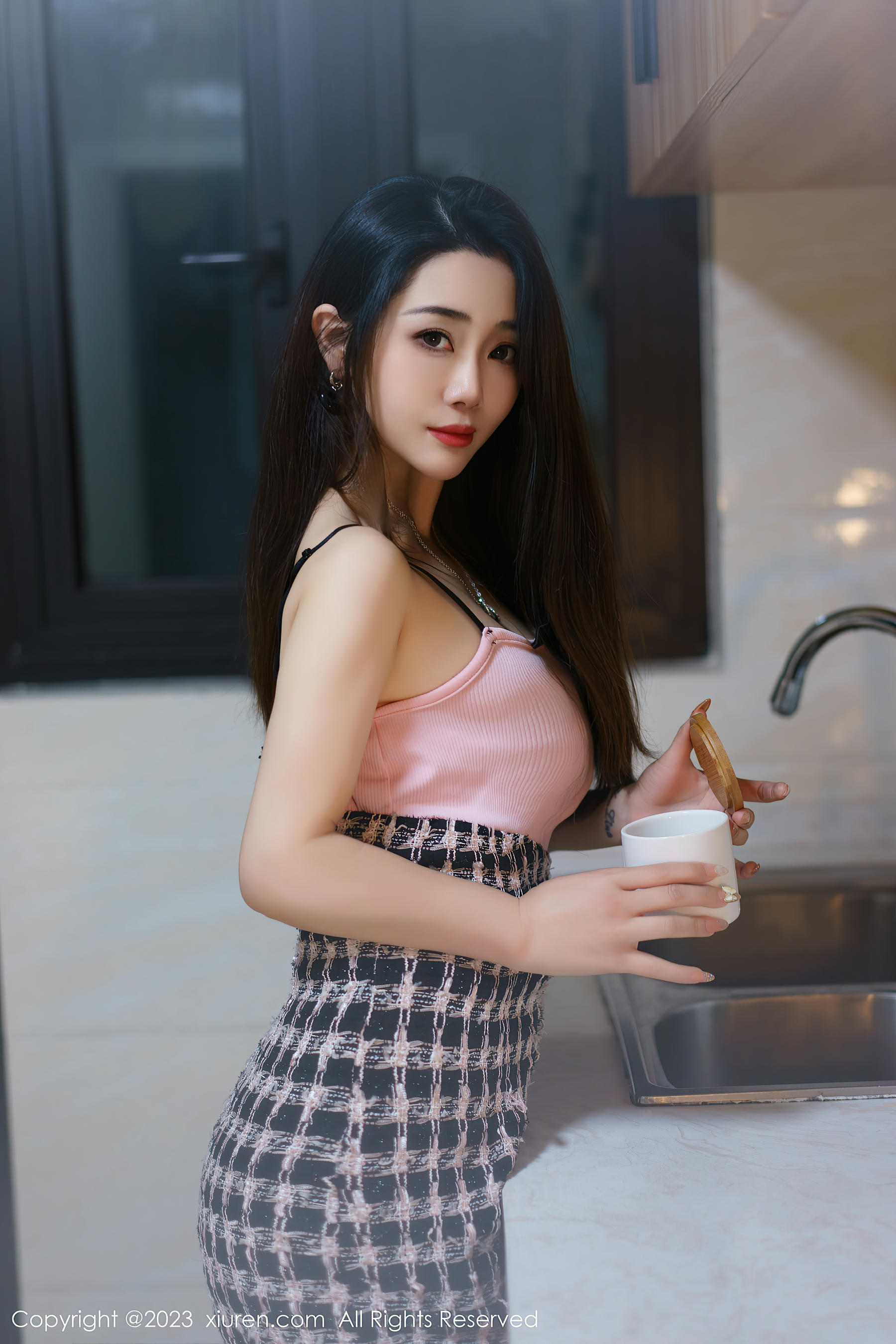 XIUREN秀人网 2023.05.25 NO.6799 严利娅Yuliya [67+1P576M]_第1集