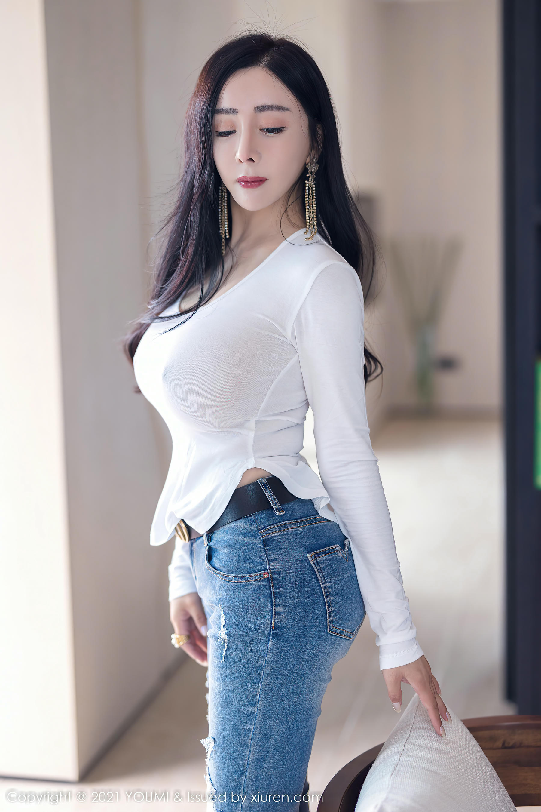 [YouMi尤蜜荟] 2021.12.03 VOL.726 允爾  [68+1P585M]_第1集