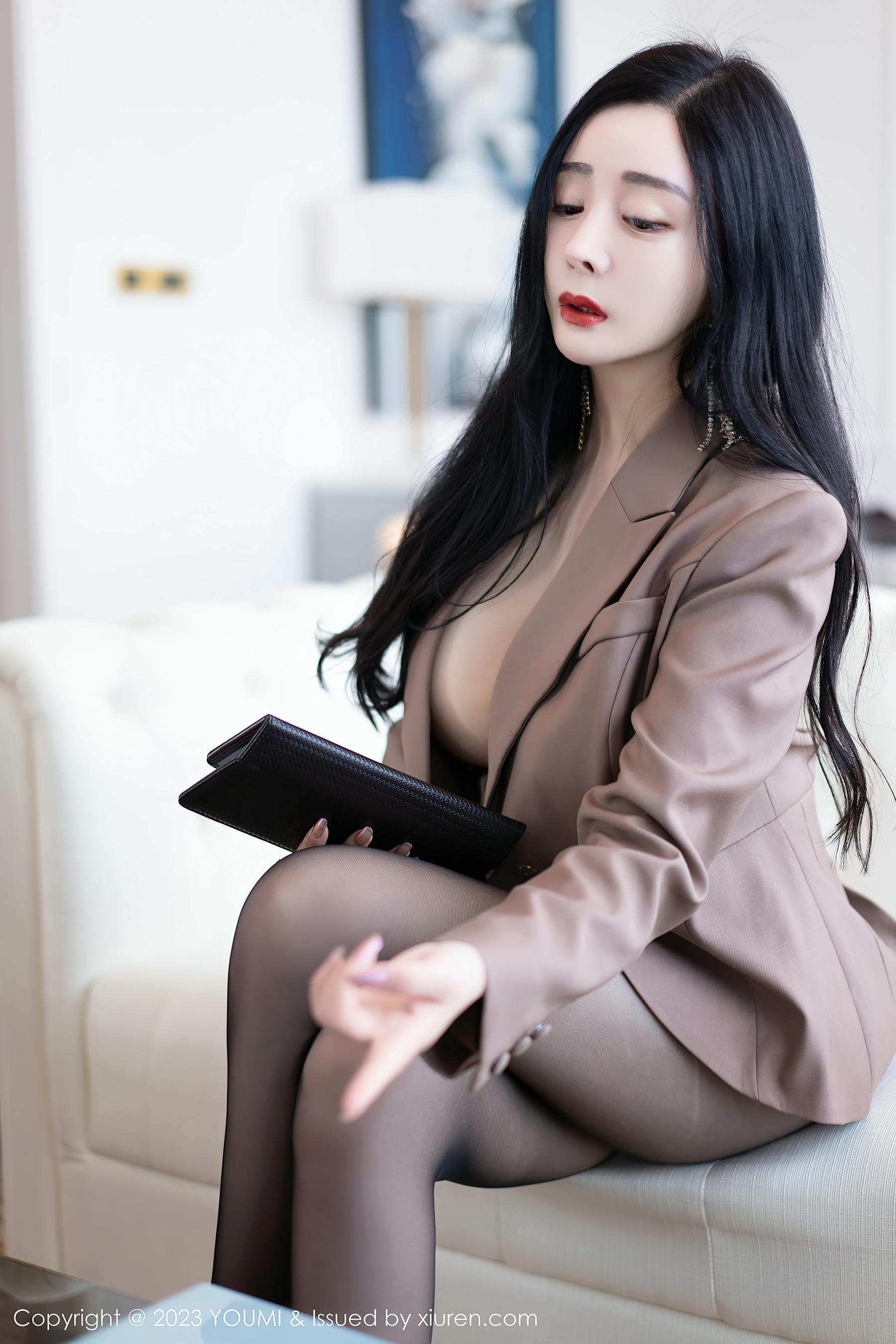 YouMi尤蜜荟 2023.06.12 VOL.950 允爾 [73+1P590M]_第2集