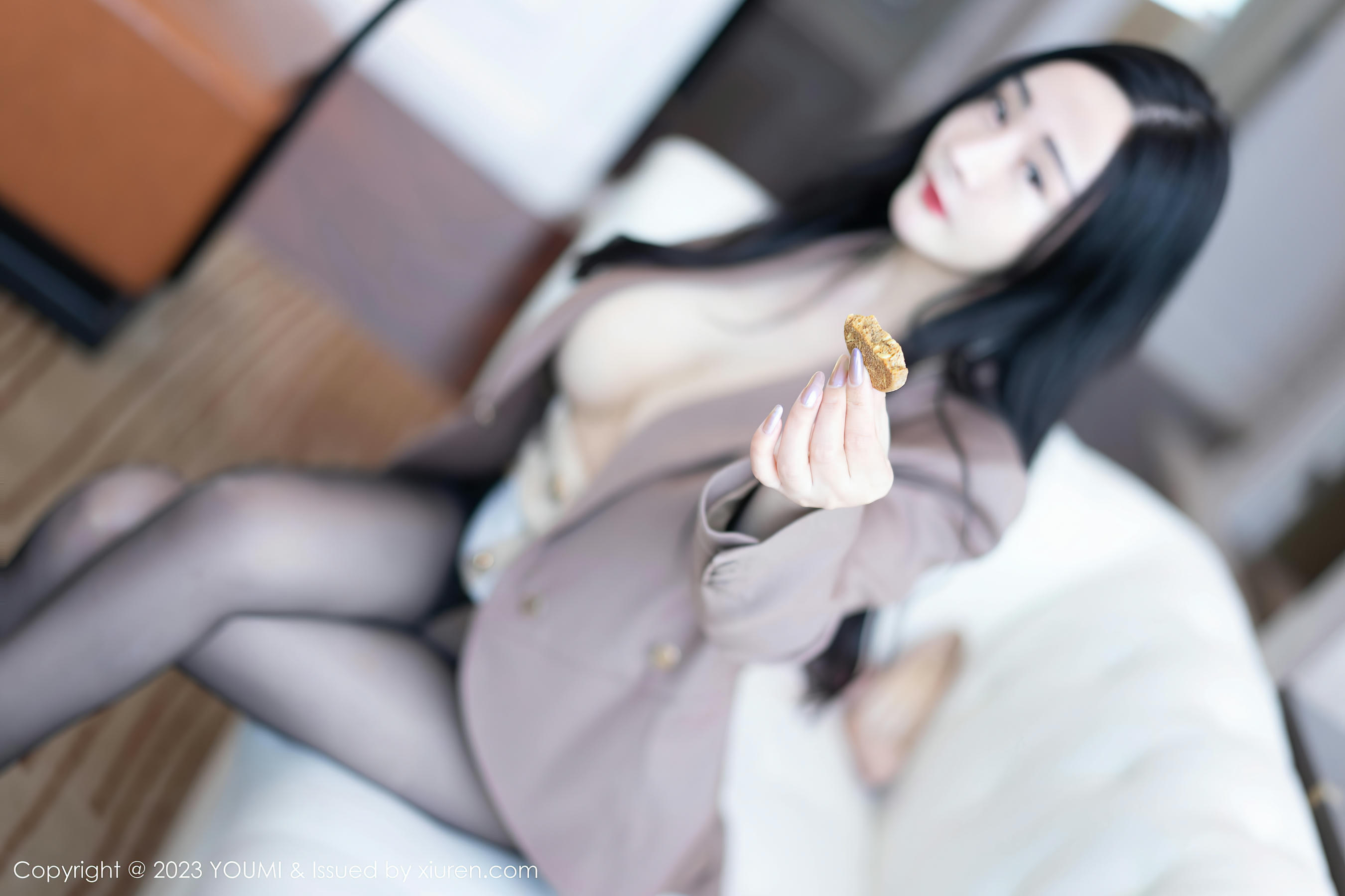 YouMi尤蜜荟 2023.06.12 VOL.950 允爾 [73+1P590M]_第2集